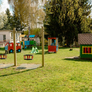 Nové herné prvky pribudli v detských jasliach na Puškinovej a Veľkej okružnej ulici.
