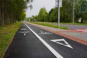 Úsek novovybudovanej cyklotrasy na Rosinskej ceste